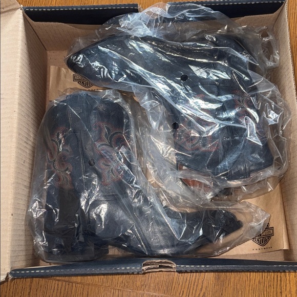 Harley-Davidson Black and Brown Ankle Boots - Picture 8 of 9